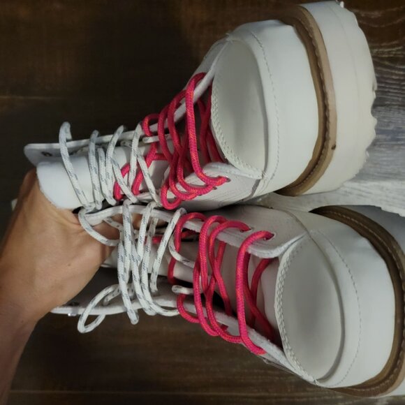 NEW Converse Chuck Taylor Crafted Boots Womens 10 Sneaker Winter Cozy Fleece - Picture 5 of 9